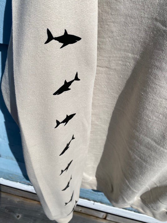 White Shark Pull-Over